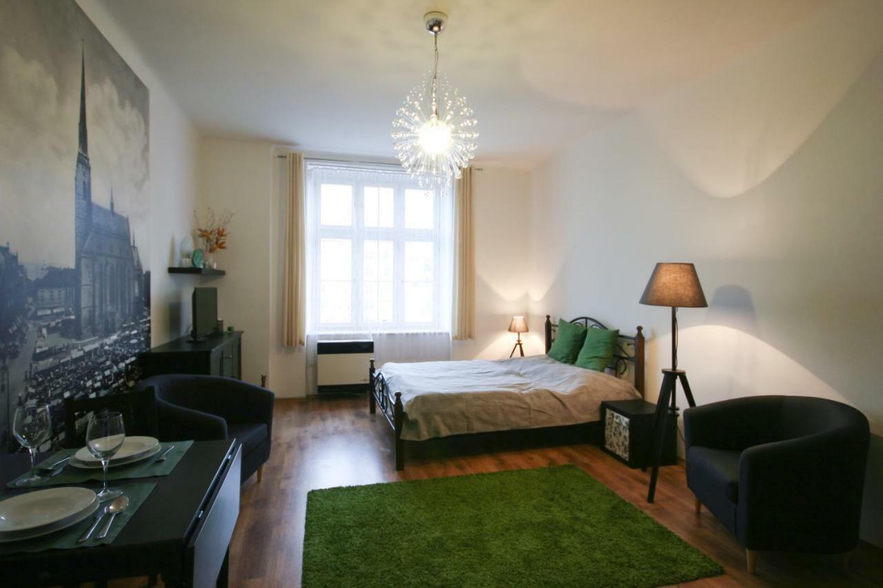 Apartman Mrakodrap Pilsen Exterior foto